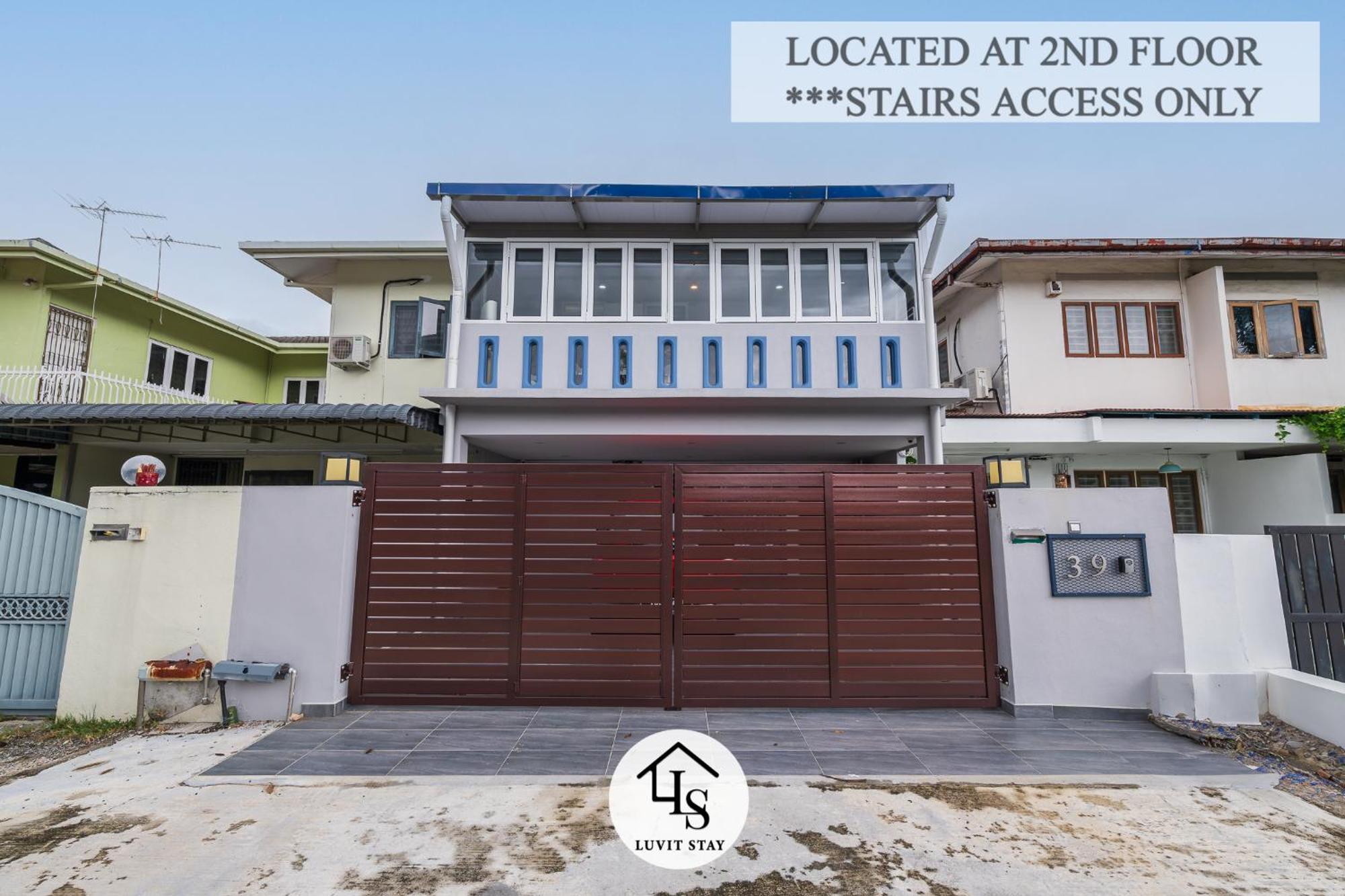 9 Mins To Tambun-5-10pax Cozy 2nd Floor Ipoh